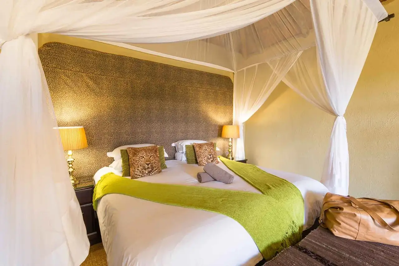 Suite bedroom detail at Umkumbe Safari Lodge, Sabi Sand
